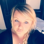 Roxana - Gay mec à Yvorne Profil de Roxana, 27 ans, Gay mec à Yvorne (Vaud)